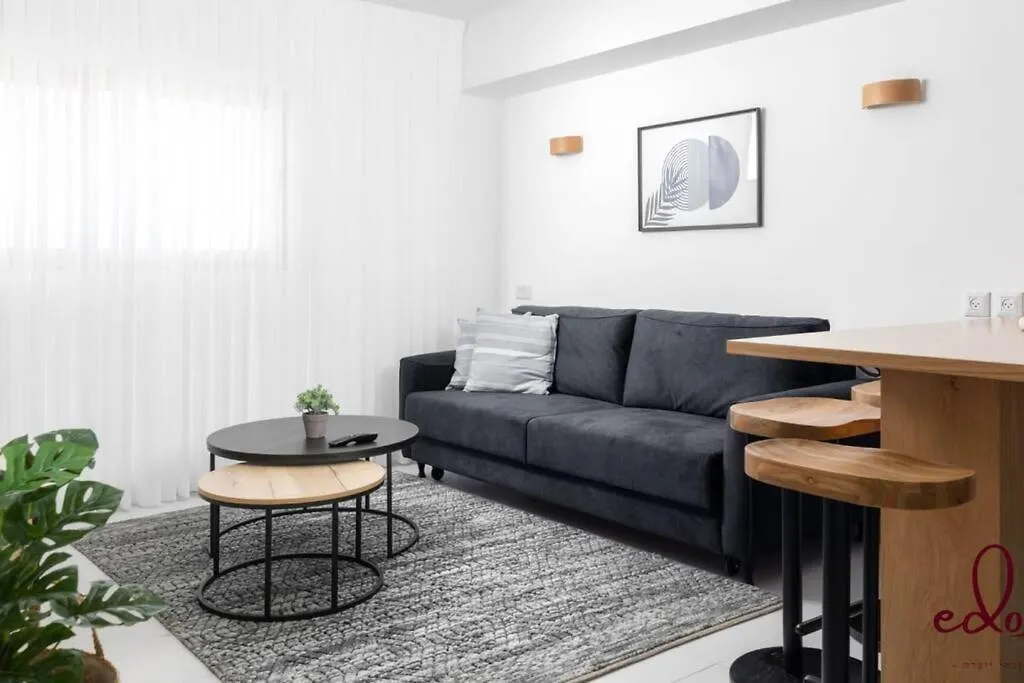 דירה משפחתית מרווחת 50 מטר מהים - By Edom Apartment Eilat